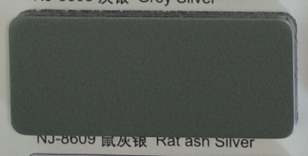 Какова разница в стоимости между однотонными алюминиевыми композитными панелями и панелями под дерево?